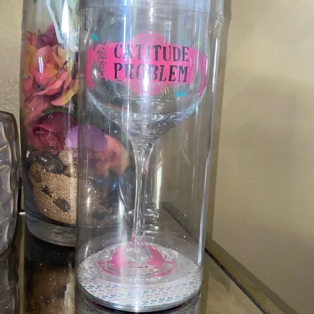 CATITUDE PROBLEM WINE GLASS‎